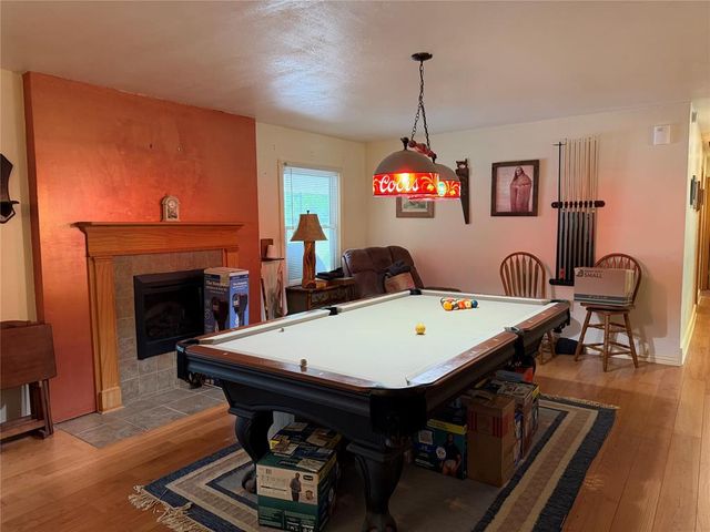 324 S Main Street, Mcloud, OK 74851
