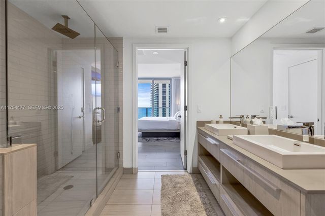 4010 S Ocean Drive R2505, Hollywood, FL 33019