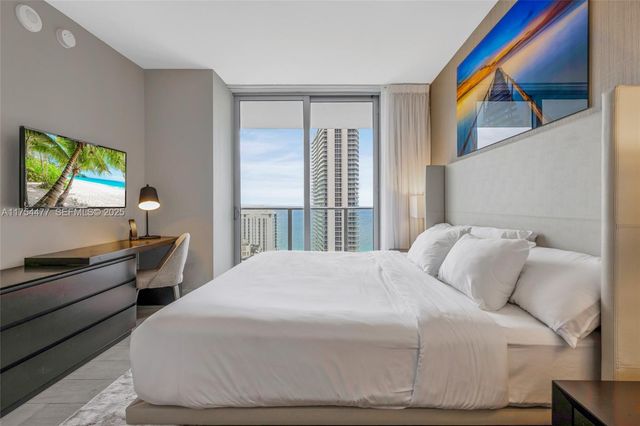 4010 S Ocean Drive R2505, Hollywood, FL 33019