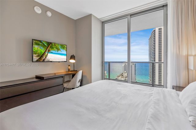 4010 S Ocean Drive R2505, Hollywood, FL 33019