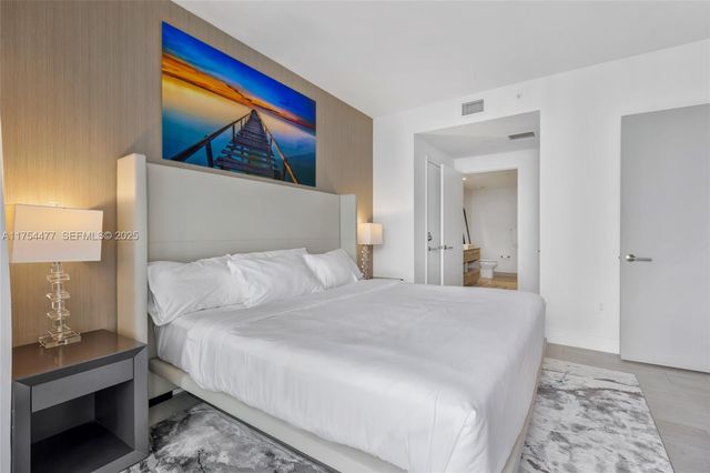 4010 S Ocean Drive R2505, Hollywood, FL 33019