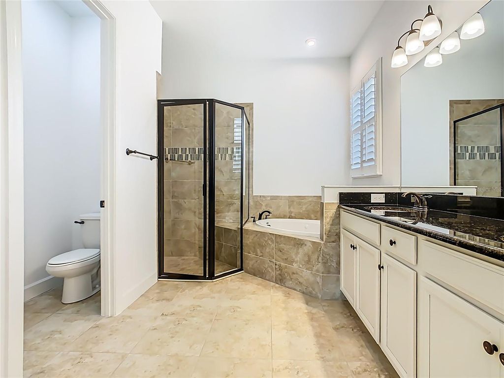 Image 13 of property listing at 972 LADERA RANCH ROAD, Kissimmee, FL 34759