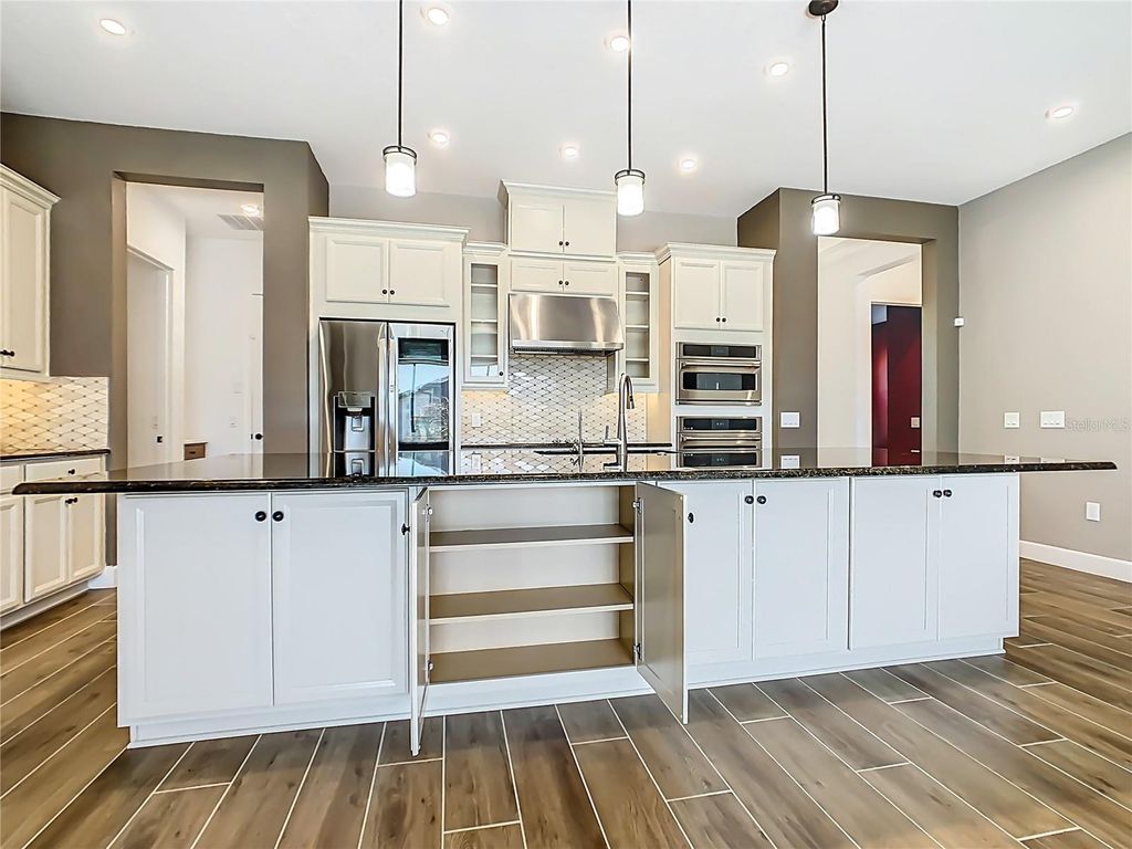 Image 19 of property listing at 972 LADERA RANCH ROAD, Kissimmee, FL 34759