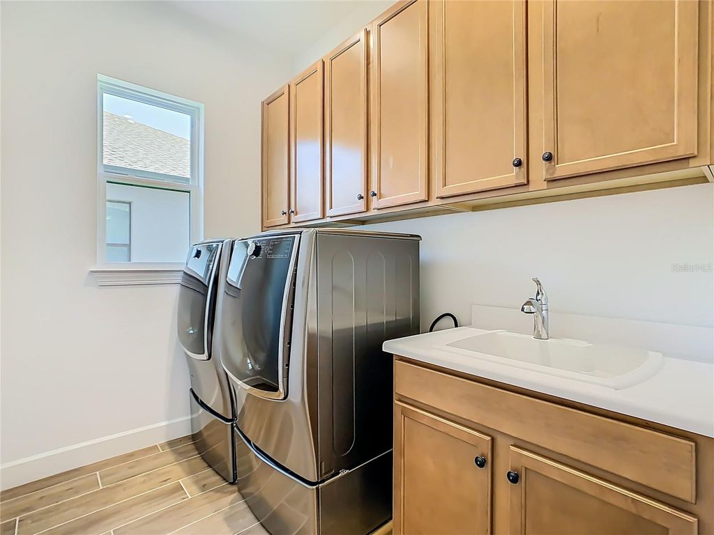 Image 23 of property listing at 972 LADERA RANCH ROAD, Kissimmee, FL 34759