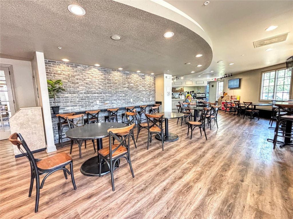 Image 40 of property listing at 972 LADERA RANCH ROAD, Kissimmee, FL 34759