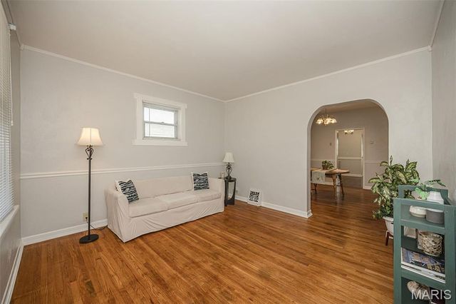 4825 Oldenburg Avenue, St Louis, MO 63123