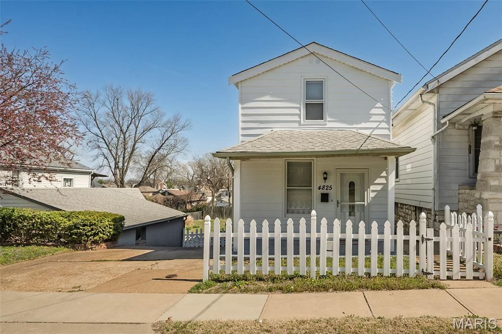 4825 Oldenburg Avenue, St Louis, MO 63123