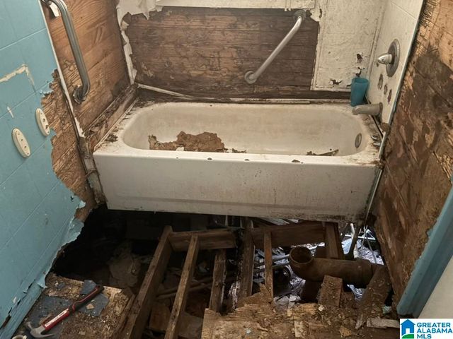 925 AVENUE F, Birmingham, AL 35214