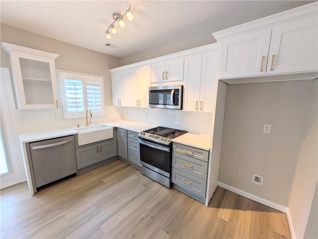 52 Devonshire Drive, Alpharetta, GA 30022