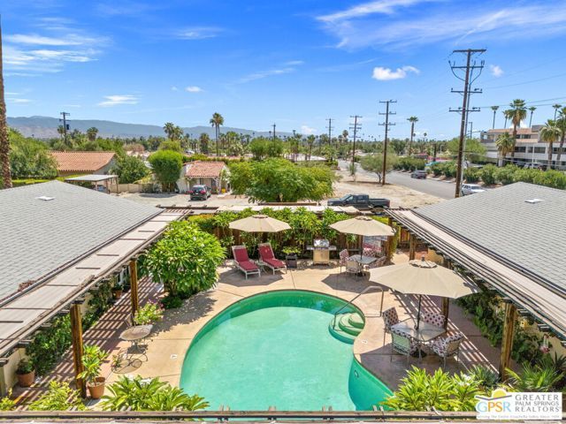 587 S Calle Ajo, Palm Springs, CA 92264