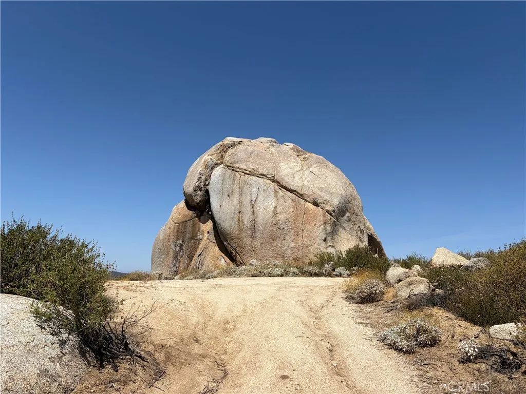 11 Sage, Sage, CA 92544