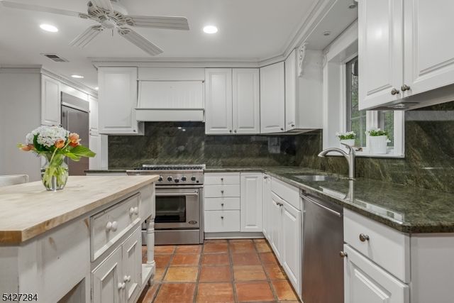 4 Edward Shippen Ln, Morris Twp., NJ 07960