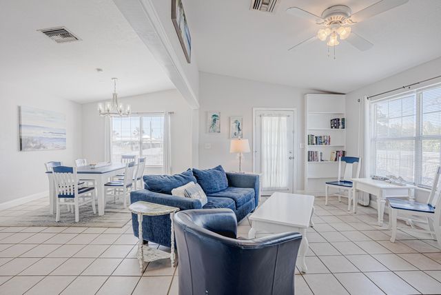 206 Shasta Street, Panama City Beach, FL 32413