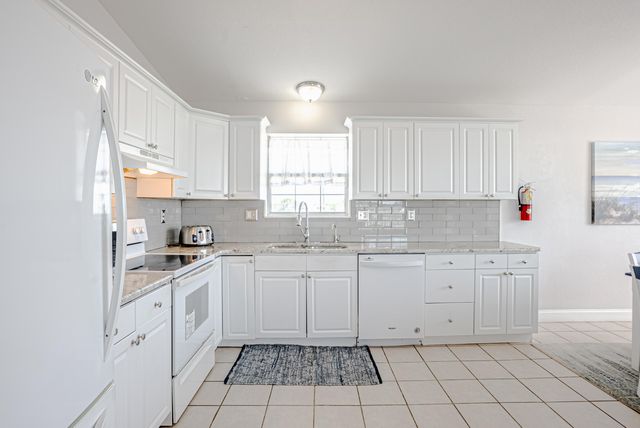 206 Shasta Street, Panama City Beach, FL 32413