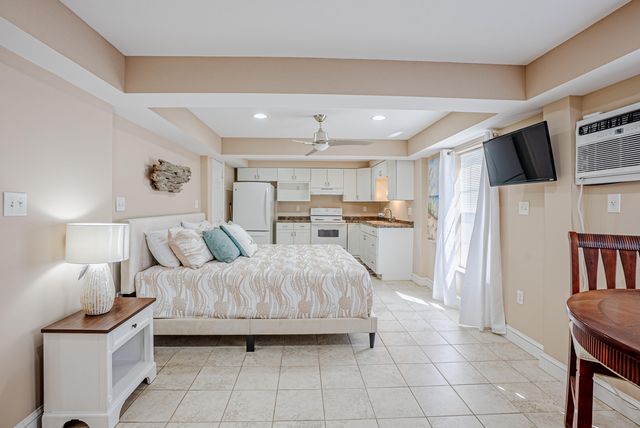 206 Shasta Street, Panama City Beach, FL 32413