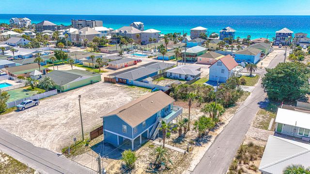 206 Shasta Street, Panama City Beach, FL 32413