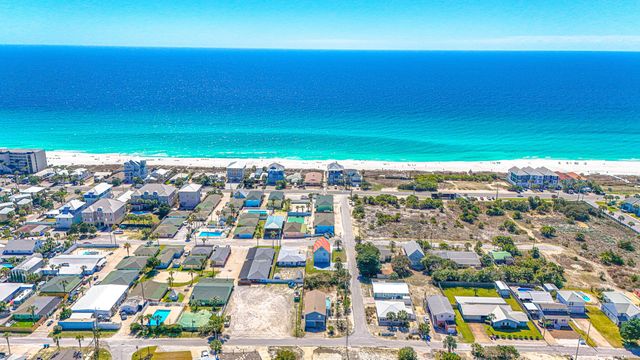 206 Shasta Street, Panama City Beach, FL 32413