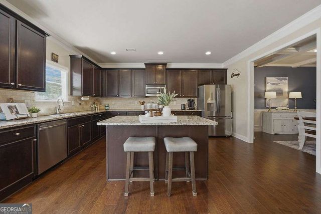 1196 Clear Stream Ridge, Auburn, GA 30011