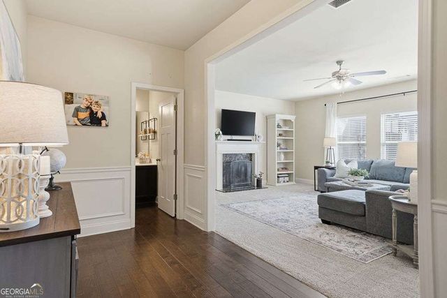 1196 Clear Stream Ridge, Auburn, GA 30011