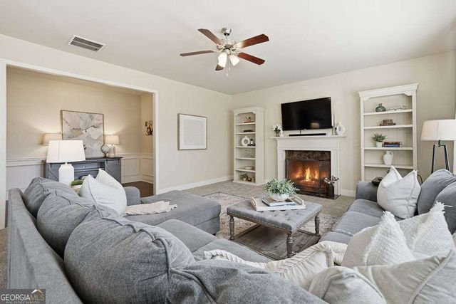 1196 Clear Stream Ridge, Auburn, GA 30011