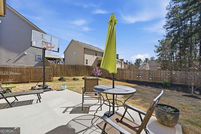 1196 Clear Stream Ridge, Auburn, GA 30011