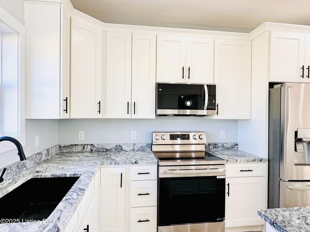 88 Chett Ln, Clarkson, KY 42726