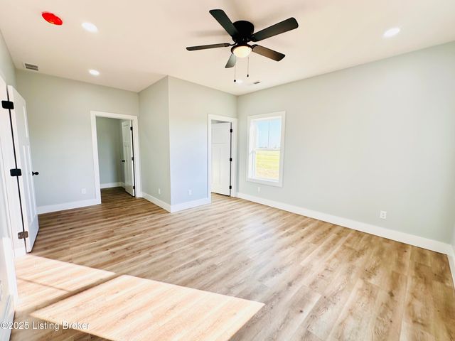 88 Chett Ln, Clarkson, KY 42726