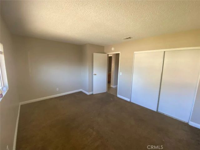 21061 Nisqually Road C, Apple Valley, CA 92308