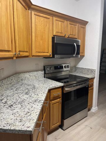 865 Pipers Cay Drive, West Palm Beach, FL 33415