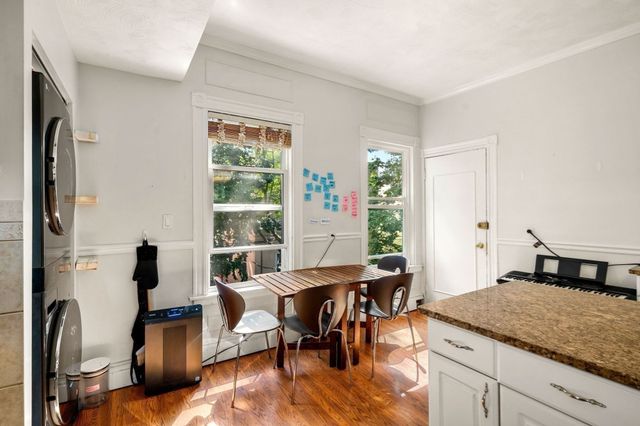 106 Harrishof St., Boston, MA 02121