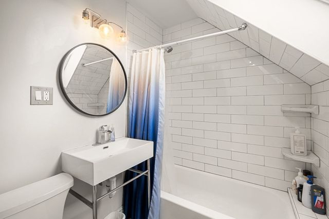 106 Harrishof St., Boston, MA 02121