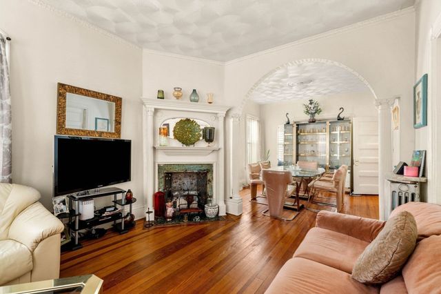 106 Harrishof St., Boston, MA 02121