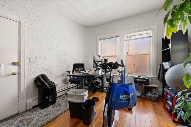 106 Harrishof St., Boston, MA 02121