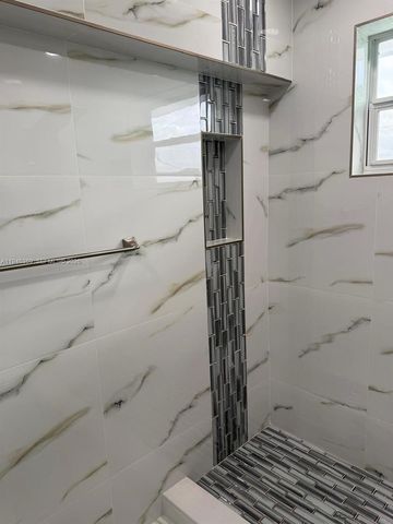 730 Curtiss Dr 2, Opa-locka, FL 33054