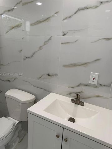 730 Curtiss Dr 2, Opa-locka, FL 33054