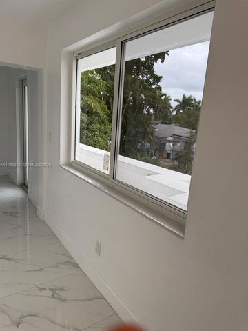 730 Curtiss Dr 2, Opa-locka, FL 33054