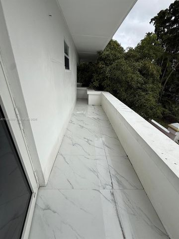 730 Curtiss Dr 2, Opa-locka, FL 33054