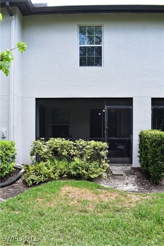 9072 Gervais CIR 306, Naples, FL 34120