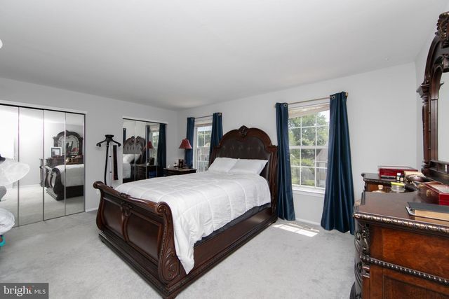202 ASHBY CT, Mount Laurel, NJ 08054