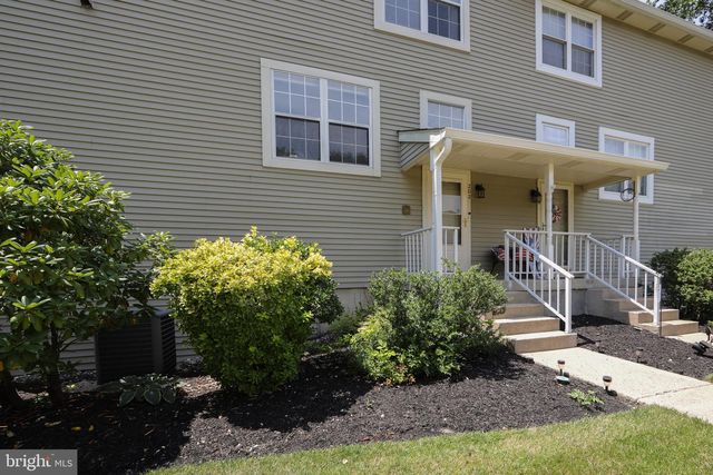 202 ASHBY CT, Mount Laurel, NJ 08054