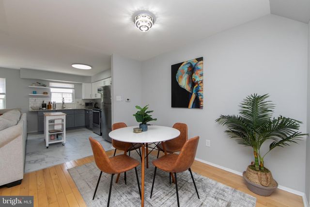 202 ASHBY CT, Mount Laurel, NJ 08054