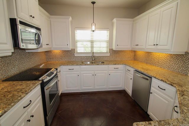1255 Turnberry Drive, Conway, AR 72034