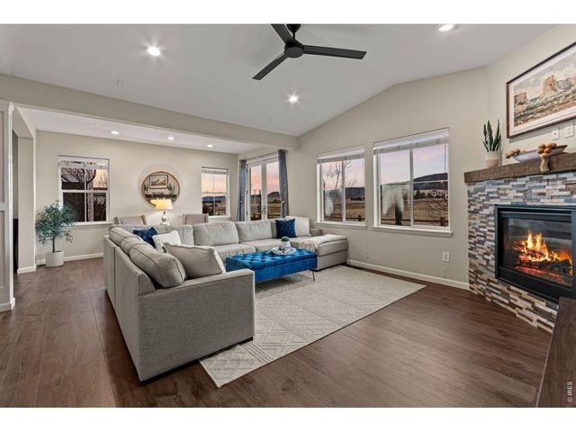 9337 Iron Mountain Way, Arvada, CO 80007