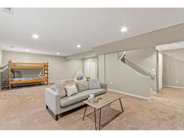 9337 Iron Mountain Way, Arvada, CO 80007