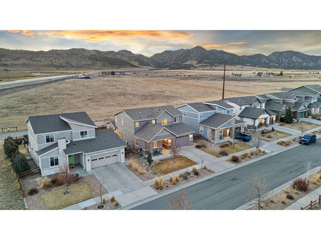 9337 Iron Mountain Way, Arvada, CO 80007