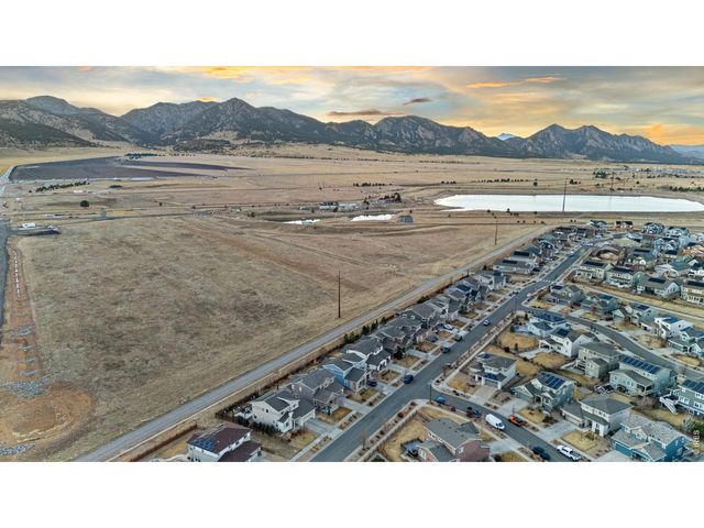 9337 Iron Mountain Way, Arvada, CO 80007