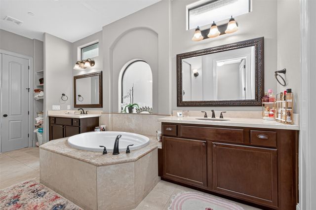 1821 W 24th Street, Houston, TX 77008