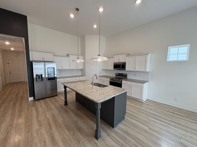 5823 Bear Trl, Rockvale, TN 37153