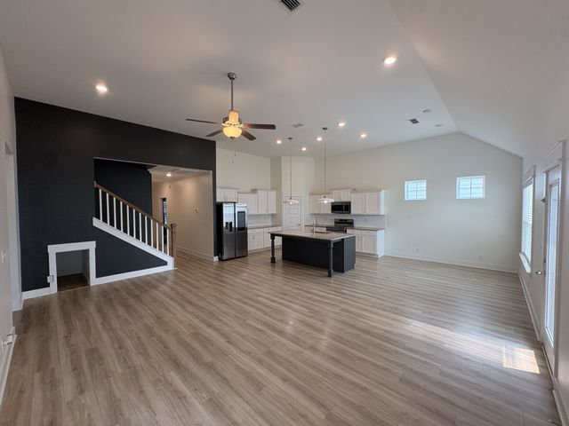 5823 Bear Trl, Rockvale, TN 37153