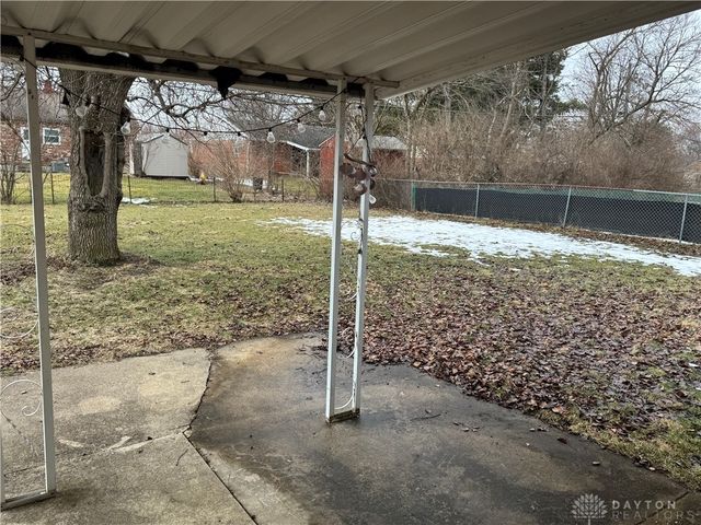 1142 Lee Road, Troy, OH 45373